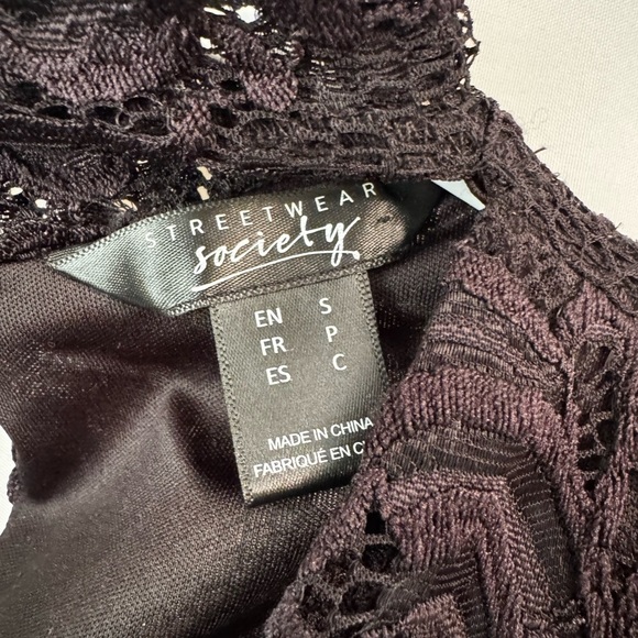 Street wear society dress - Picture 2 of 3